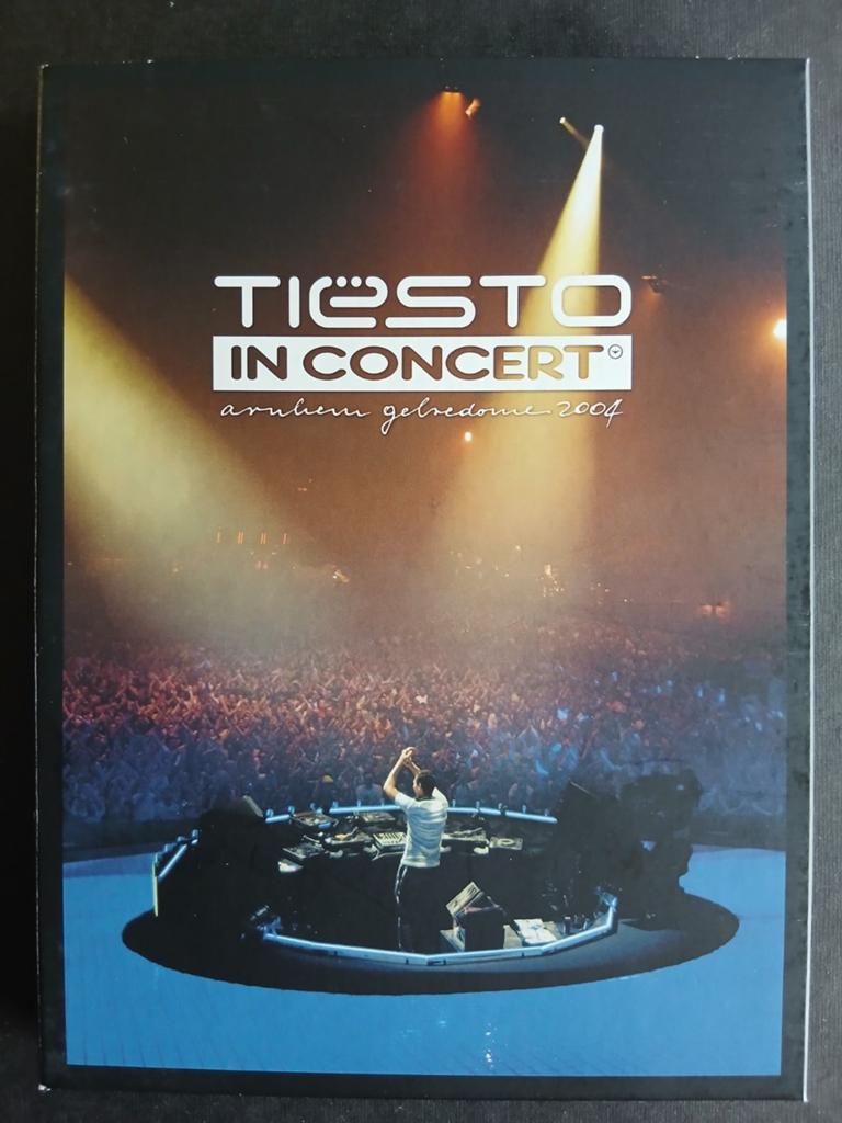 Tiesto in concert - Arnhem Gelodrome 2004, Cd's en Dvd's, Ophalen of Verzenden, Zo goed als nieuw, Muziek en Concerten, Boxset