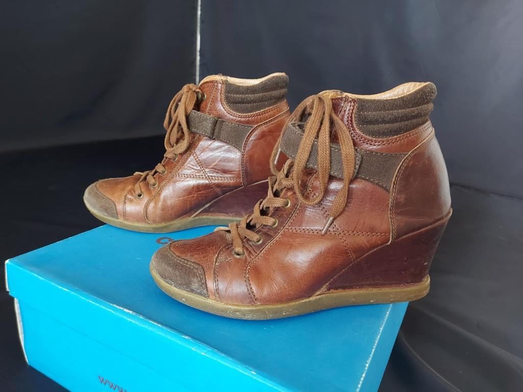 Ciao! Ragazzi – Lederen sneakers met sleehakken, Kleding | Dames, Bruin, Ophalen of Verzenden, Sneakers, Gedragen