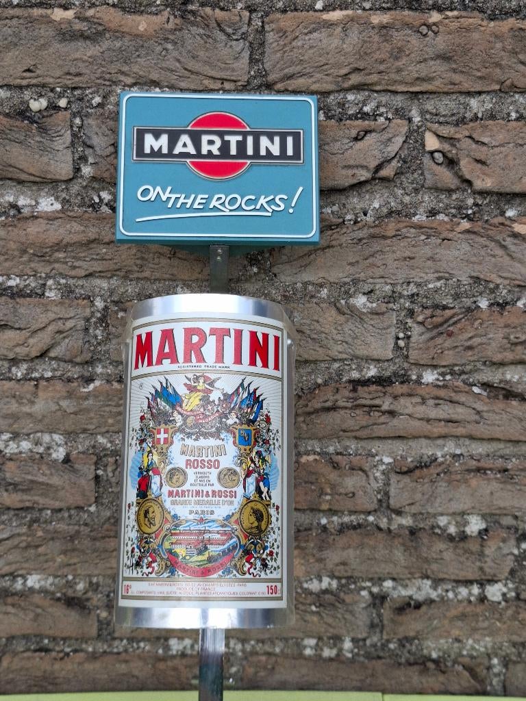 Distributeur/porte-bouteille à martini Rare + doseur (neuf), Collections, Marques & Objets publicitaires, Neuf, Ustensile, Enlèvement ou Envoi