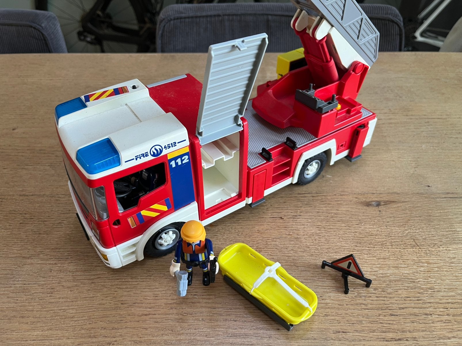 Playmobil 4512 brandweerwagen met ladder en accessoires, Enlèvement, Comme neuf