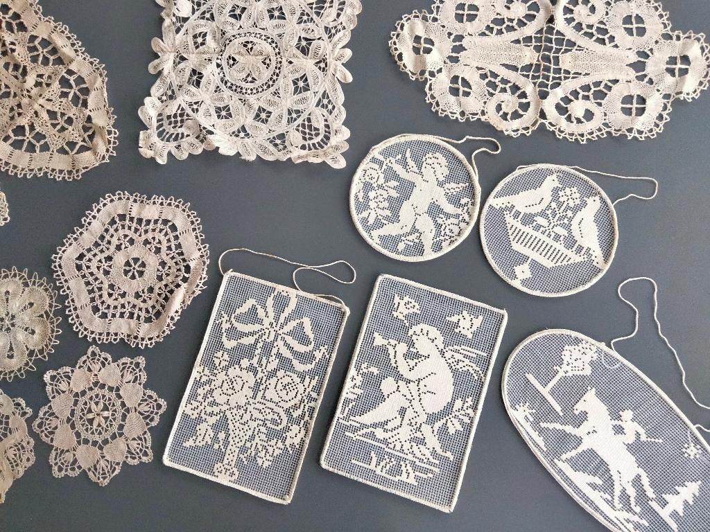 LOT de 18 Beaux Napperons  DIVERS  Modèles, Enlèvement, Neuf, Autres types