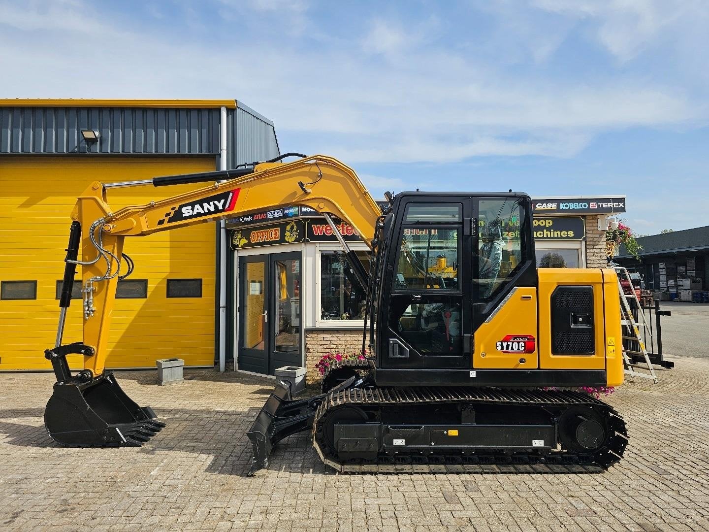 Sany SY70C WE1660, Articles professionnels, Excavatrice