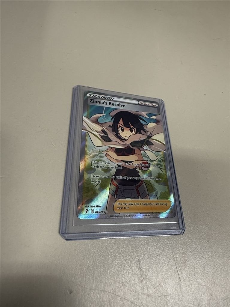 Pokemon Zinnias resolve 203/203 Evolving skies holo nm, Enlèvement ou Envoi, Comme neuf