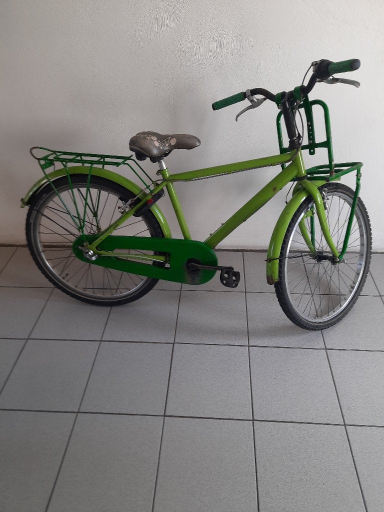 Jongensfiets met 24 inch wielen en 3 versnelling., Ophalen, Terugtraprem, Gebruikt, 24 inch