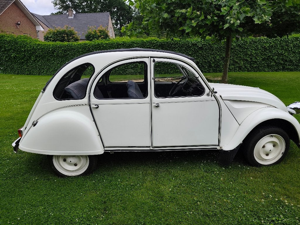 Citroën 2CV6 Club, Achat, 29 kW, 602 cm³, Boîte manuelle
