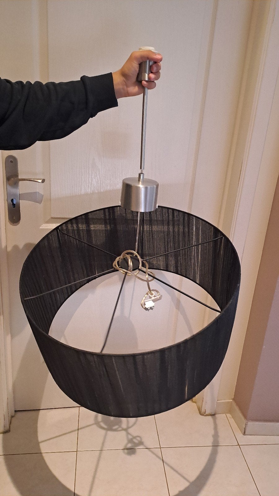 lustre ikea, Enlèvement