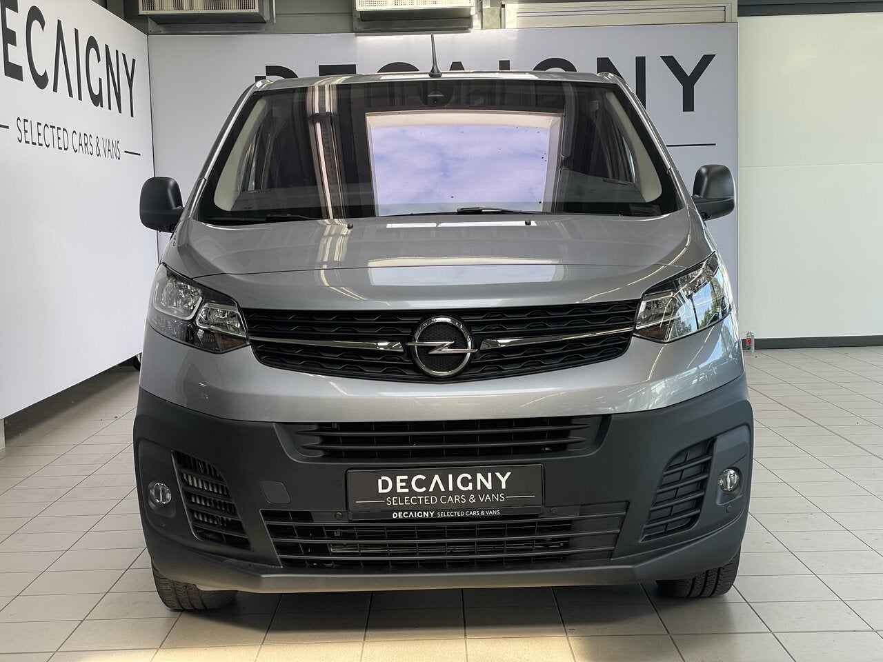 Opel Vivaro 2.0TD Edition L2H1 *Camera*Navigatie, Auto's, 4 deurs, 144 pk, 0 kg, Electronic Stability Program (ESP)