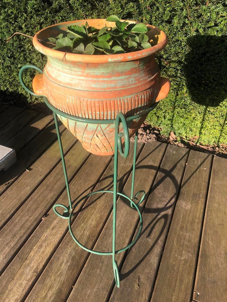 Terracotra pot in staander, Enlèvement, Utilisé, Métal