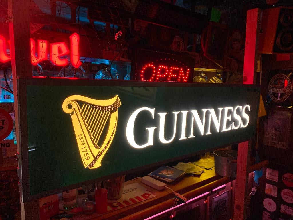 Guinness LED lichtbord – echte eyecatcher, Ophalen of Verzenden, Zo goed als nieuw, Reclamebord, Plaat of Schild, Overige merken