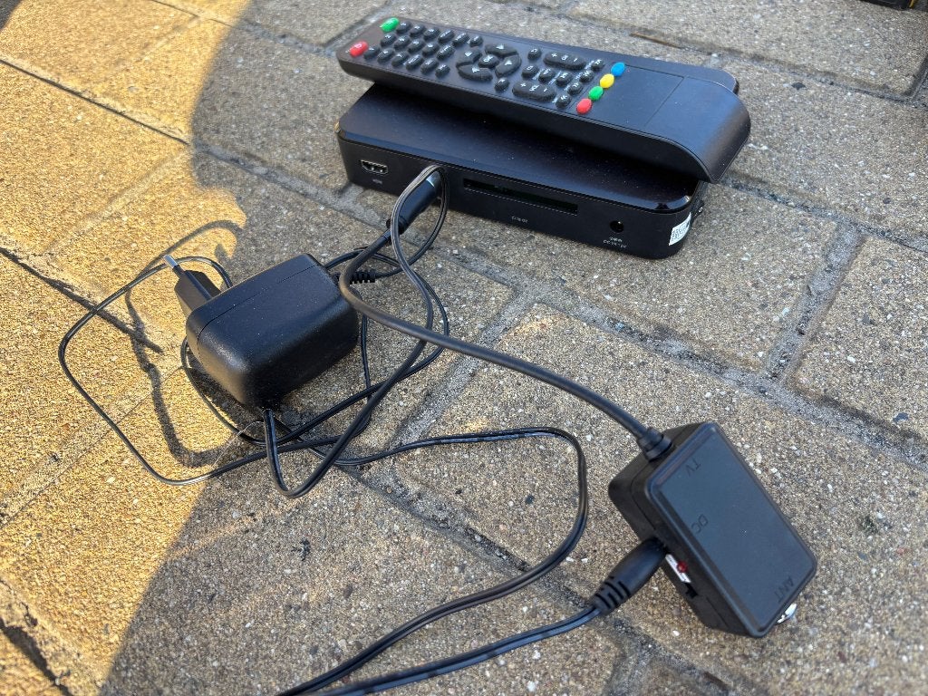 receiver vaar digitale televisie van de franse zenders, Ophalen of Verzenden, Gebruikt