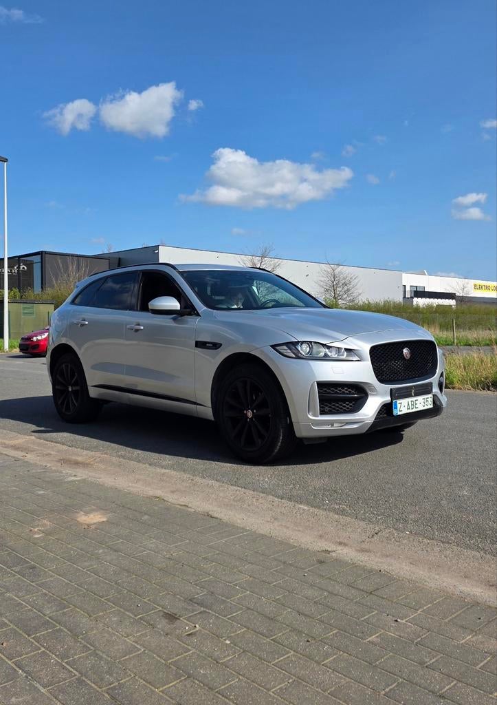 JAGUAR F PACE  AUTOMATIC.DIESEL️ 2.0. 155 000 KM, Auto's, Automaat, Cruise Control, Zwart, Zwart