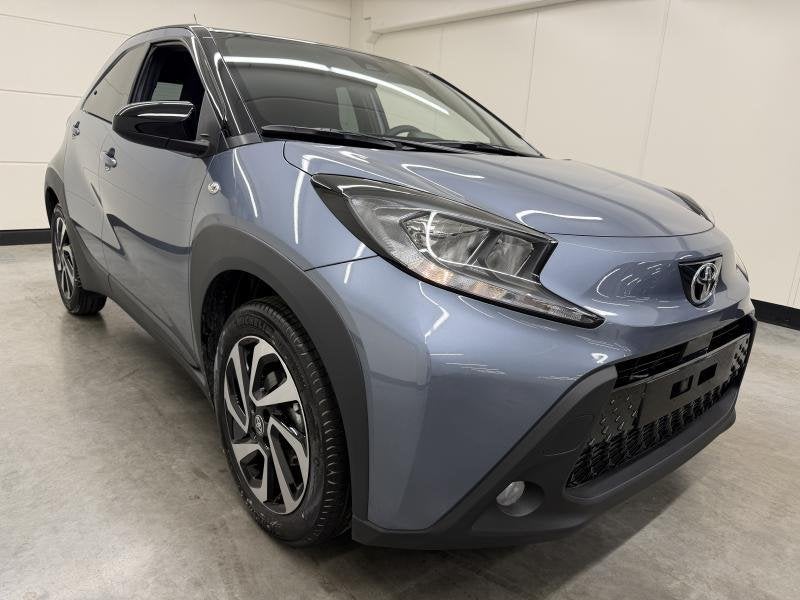 Toyota Aygo pulse, https://public.car-pass.be/vhr/90f5f1c1-6c90-4d1c-8472-6573cc01e4bc, 72 pk, Handgeschakeld, 5 deurs