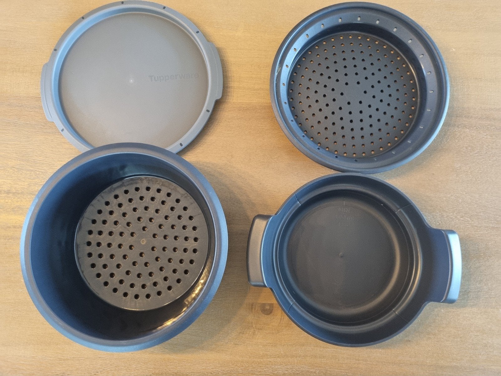 Tupperware Micro Urban Family (microgolfstomer), Huis en Inrichting, Keuken | Tupperware, Ophalen