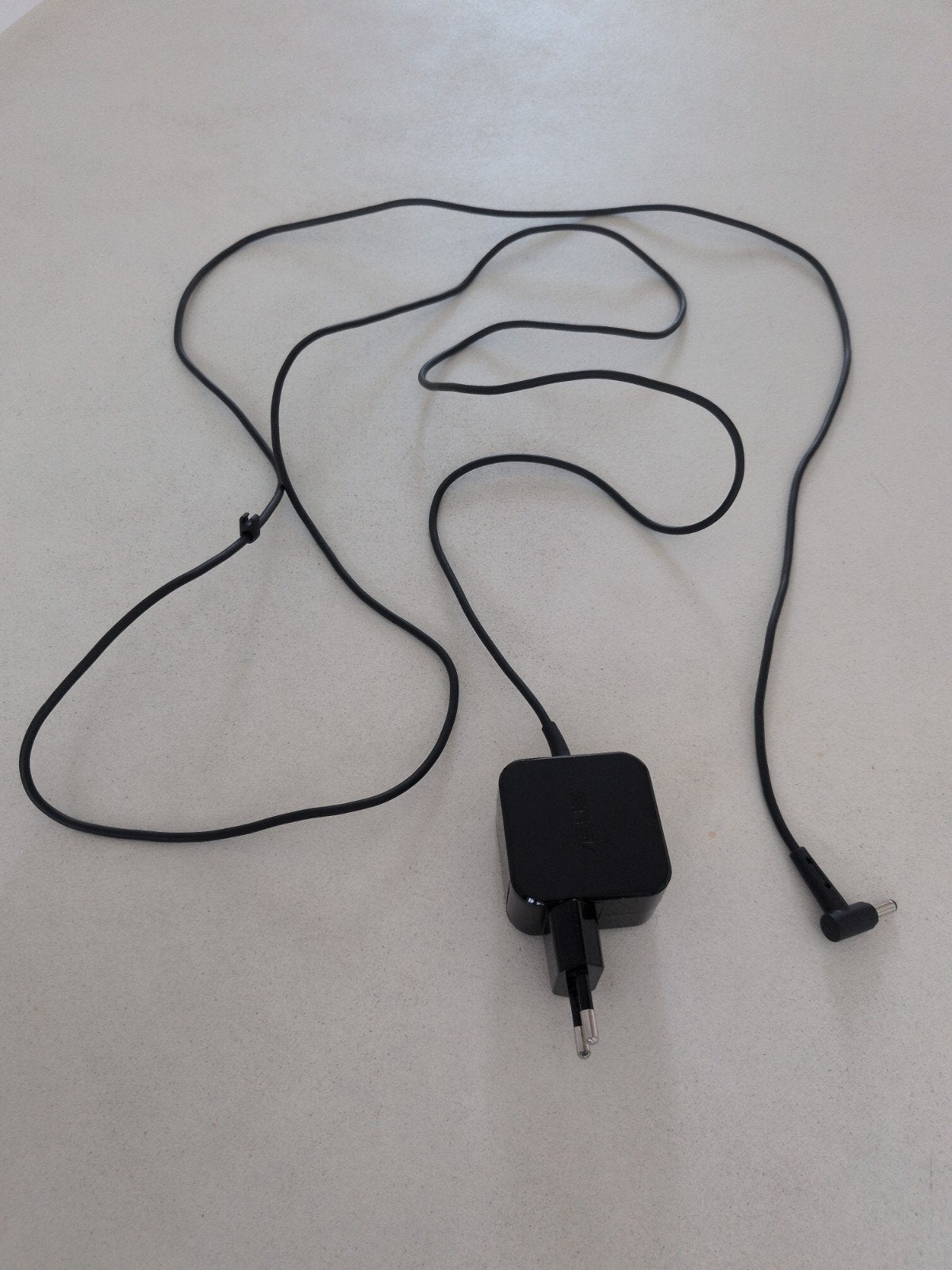 Originele Asus ac adapter, Ophalen, Zo goed als nieuw