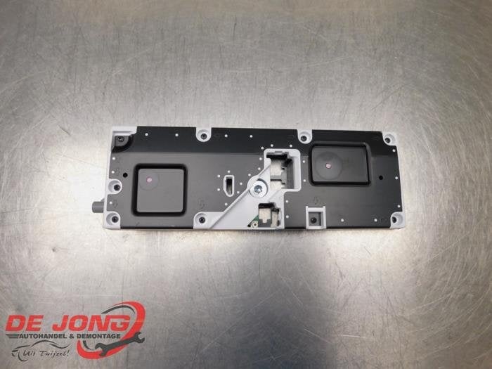 Antenne Versterker van een Volkswagen Golf, Gebruikt, -, Volkswagen, -