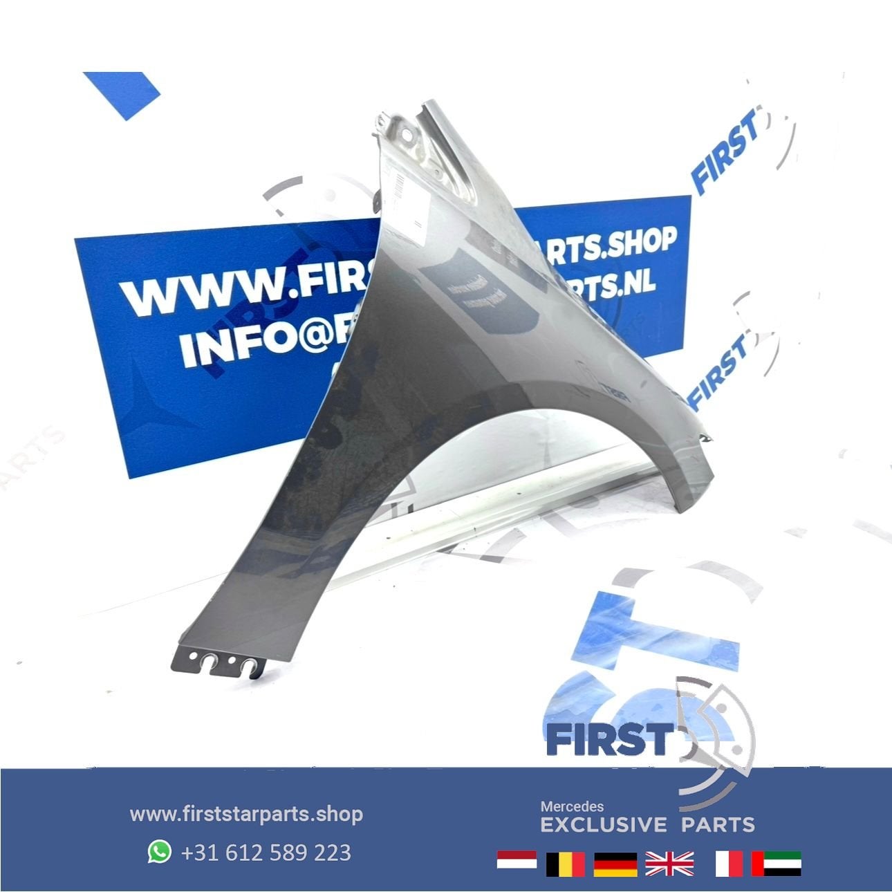 W247 ZIJSCHERM RECHTS SPATBORD A2478811000 ZIJSCHERM ZWART W, Garde-boue, Droite, Utilisé, -