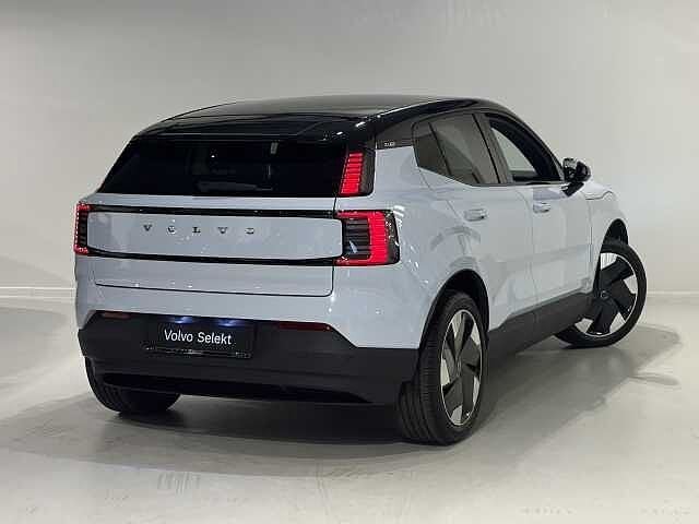 Volvo EX30 Plus, Auto's, Volvo, Automaat, 5 zetels, SUV of Terreinwagen, Te koop