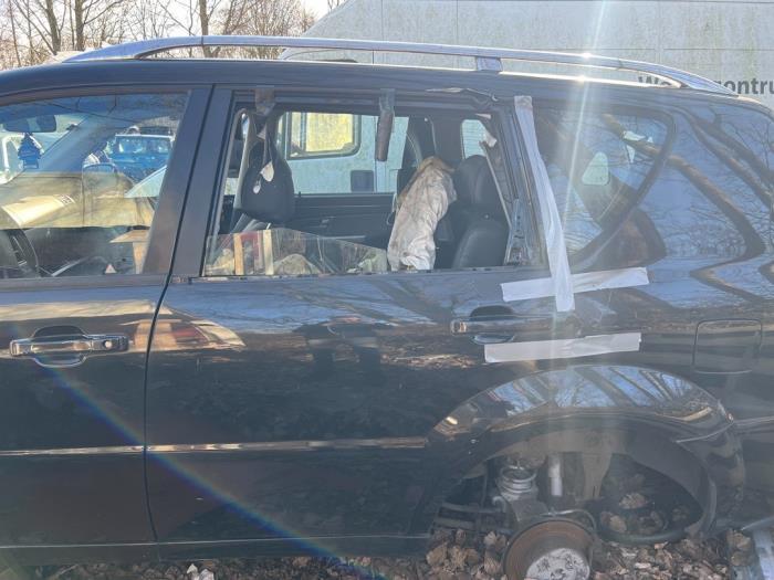 Portière 4portes arrière gauche d'un Ssang Yong Rexton (LA, -, 3 mois de garantie, Utilisé, SsangYong