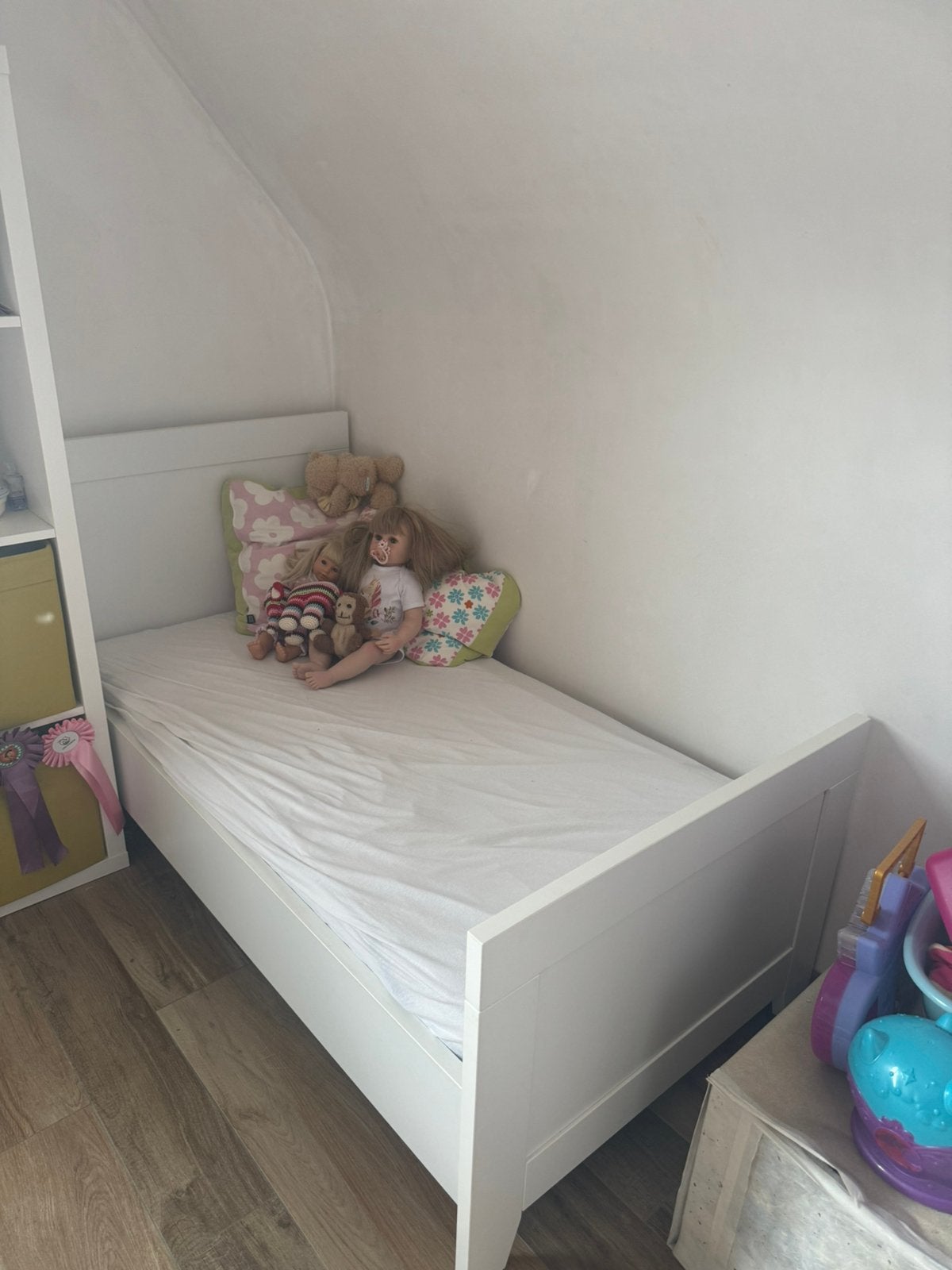 Baby /kinderbed en bijhorende kleerkast, Kinderen en Baby's, Ophalen, Zo goed als nieuw