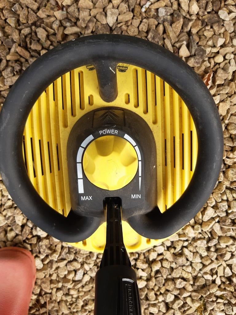 Karcher borstel, Ophalen