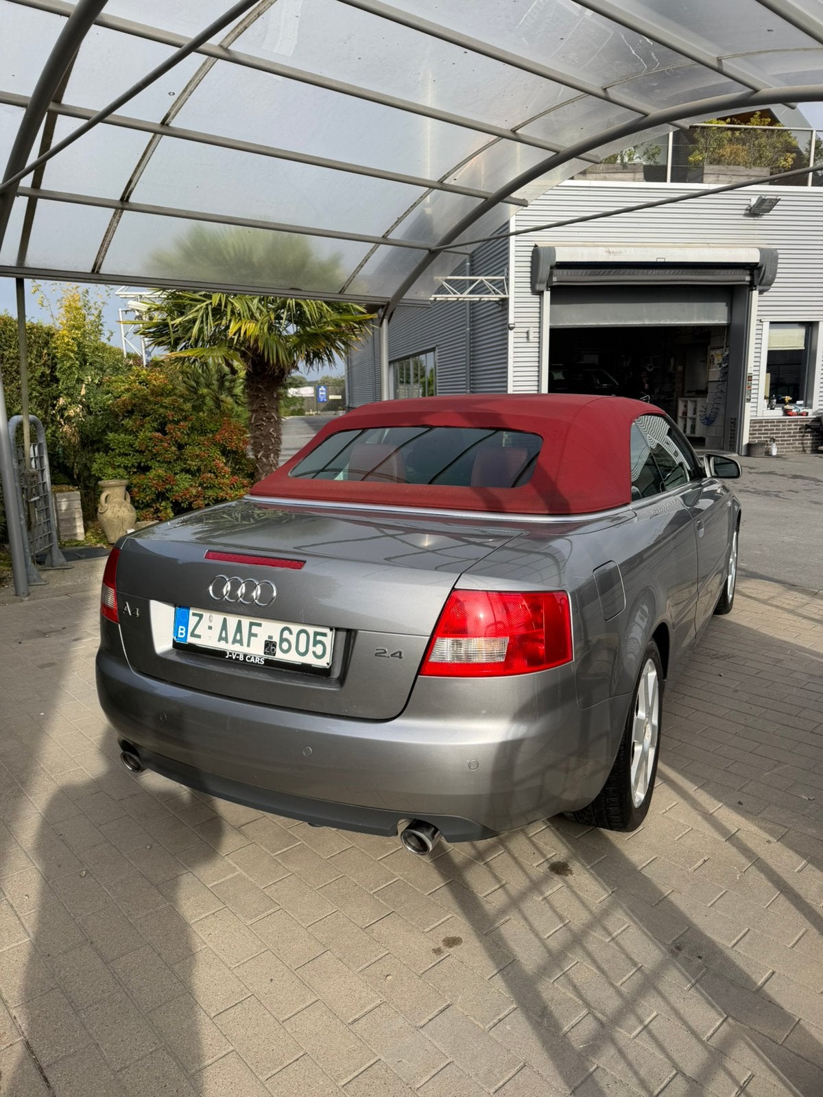 Audi a4 cabrio 2.4 benzine AUTOMAAT kopen/ruilen /overname, Autos, Achat, Entreprise, A4, 120 kW