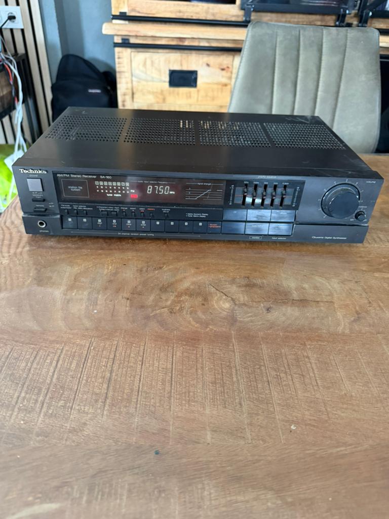 Technics SA-160 versterker tuner equalizer, Audio, Tv en Foto, Versterkers en Ontvangers, Ophalen of Verzenden, Zo goed als nieuw