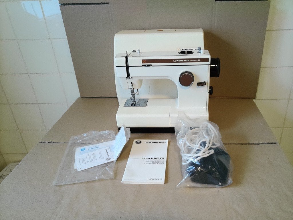 Machine à coudre vintage Lewenstein Compacta 65 fonctionnell, Lewenstein, Enlèvement ou Envoi, Comme neuf, Nvt