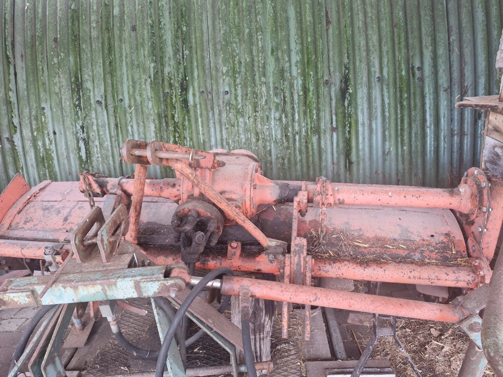 te koop frees, Ophalen