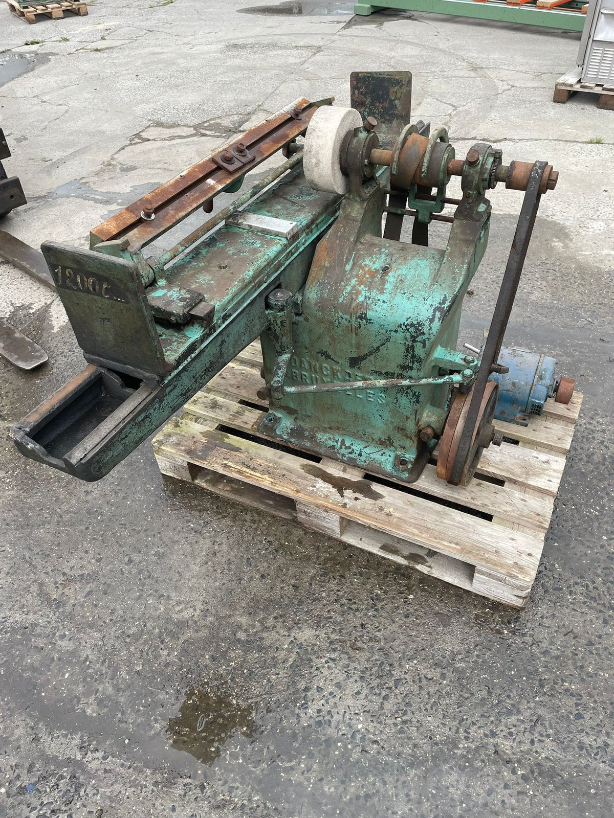 Antieke elektrische slijpmachine, Ophalen, Gebruikt