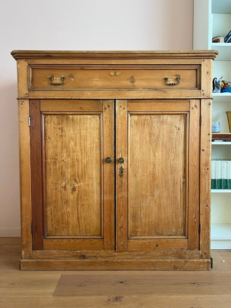 Armoire/buffet en bois de caractère, Enlèvement