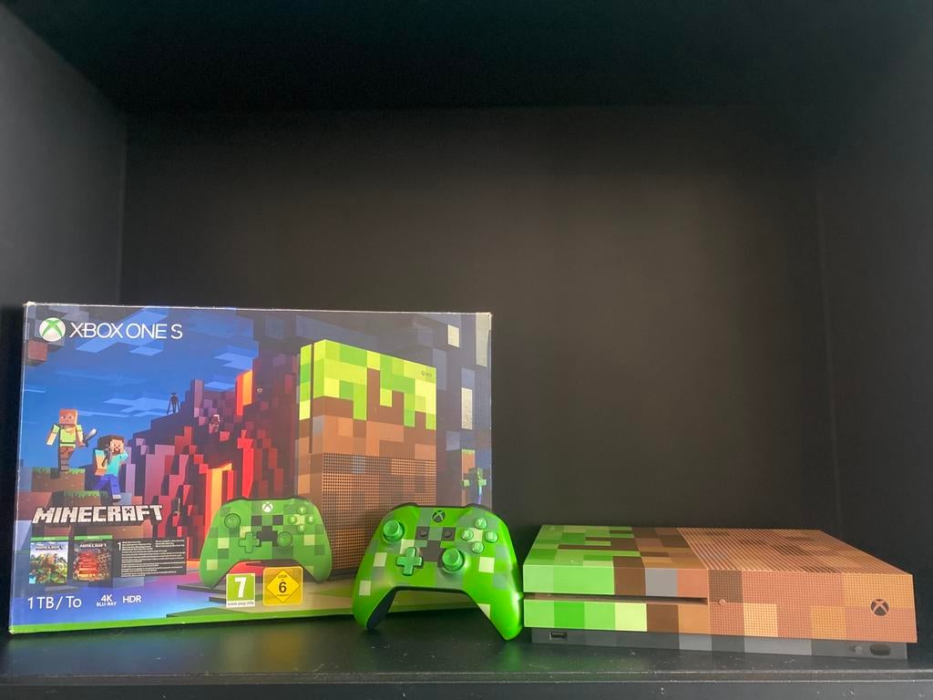 Xbox One S Minecraft Edition 1T (met doos en controller), Ophalen of Verzenden, Zo goed als nieuw, Xbox One