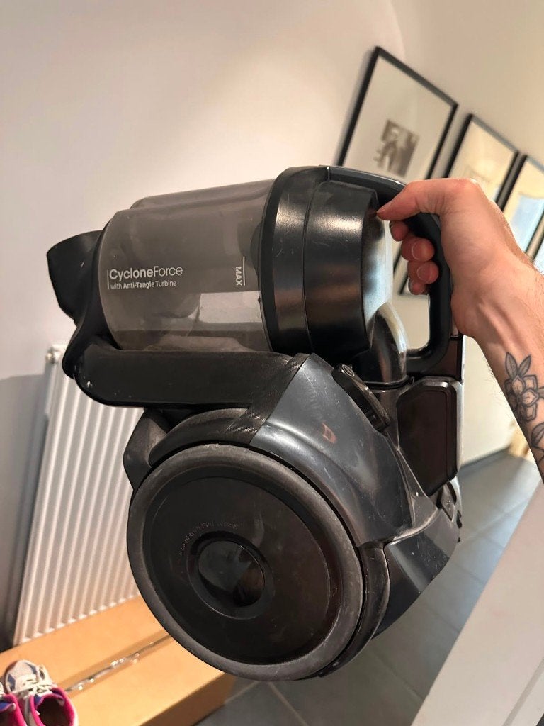 Aspirateur Sans Sac Samsung VC5100 CycloneForce, Electroménager, Aspirateurs, 1600 à 2000 watts, Réservoir, Aspirateur traîneau