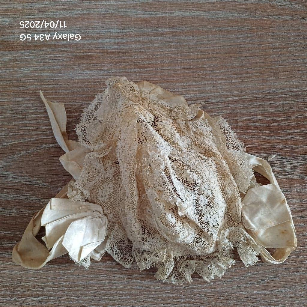 ancien chapeau en dentelle, Collections, Enlèvement ou Envoi, Utilisé, Accessoires