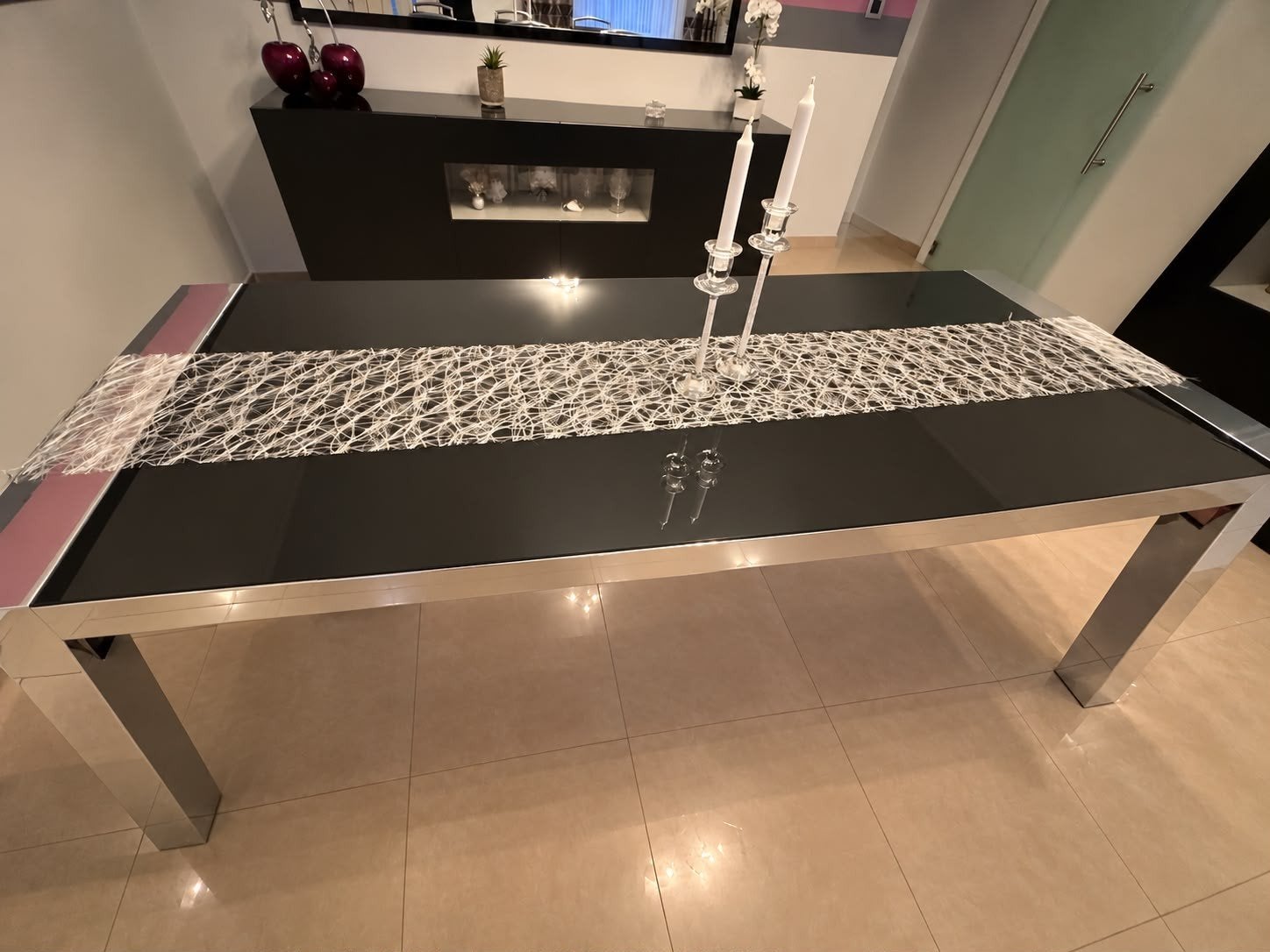 Table et chaises comme neuf! !, Cinq personnes ou plus, Comme neuf, Enlèvement, Rectangulaire