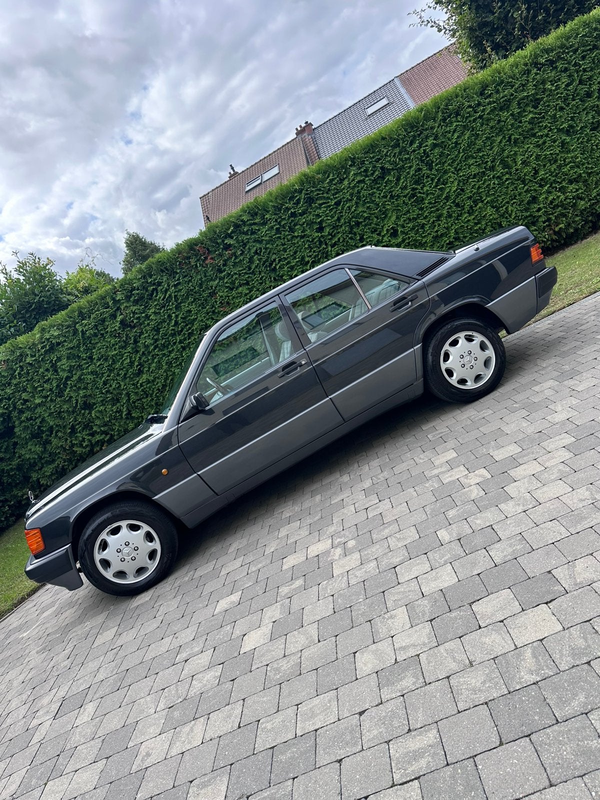 Mercedes 190E W201/2.0/‘93/137.000 Km/Oldtimer/Nieuwstaat, foto 2