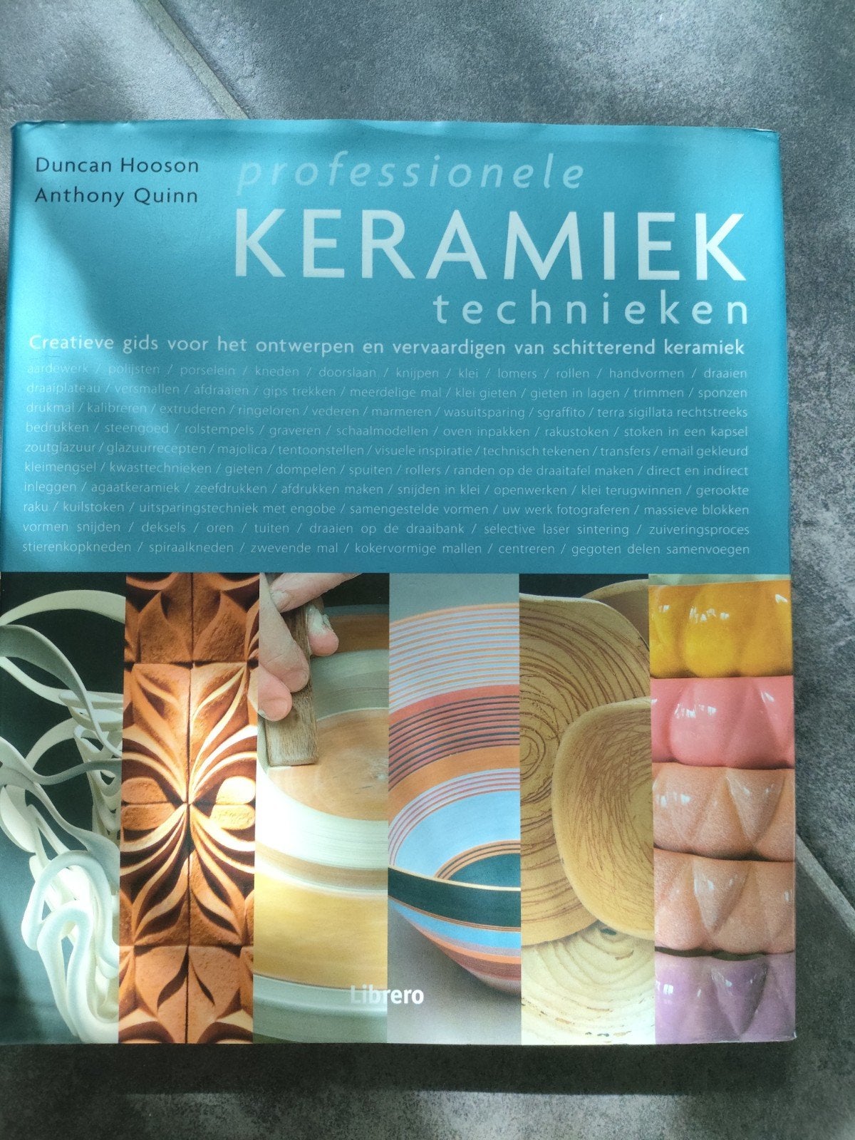 Boek professionele keramiek technieken, Hobby en Vrije tijd, Pottenbakken, Ophalen