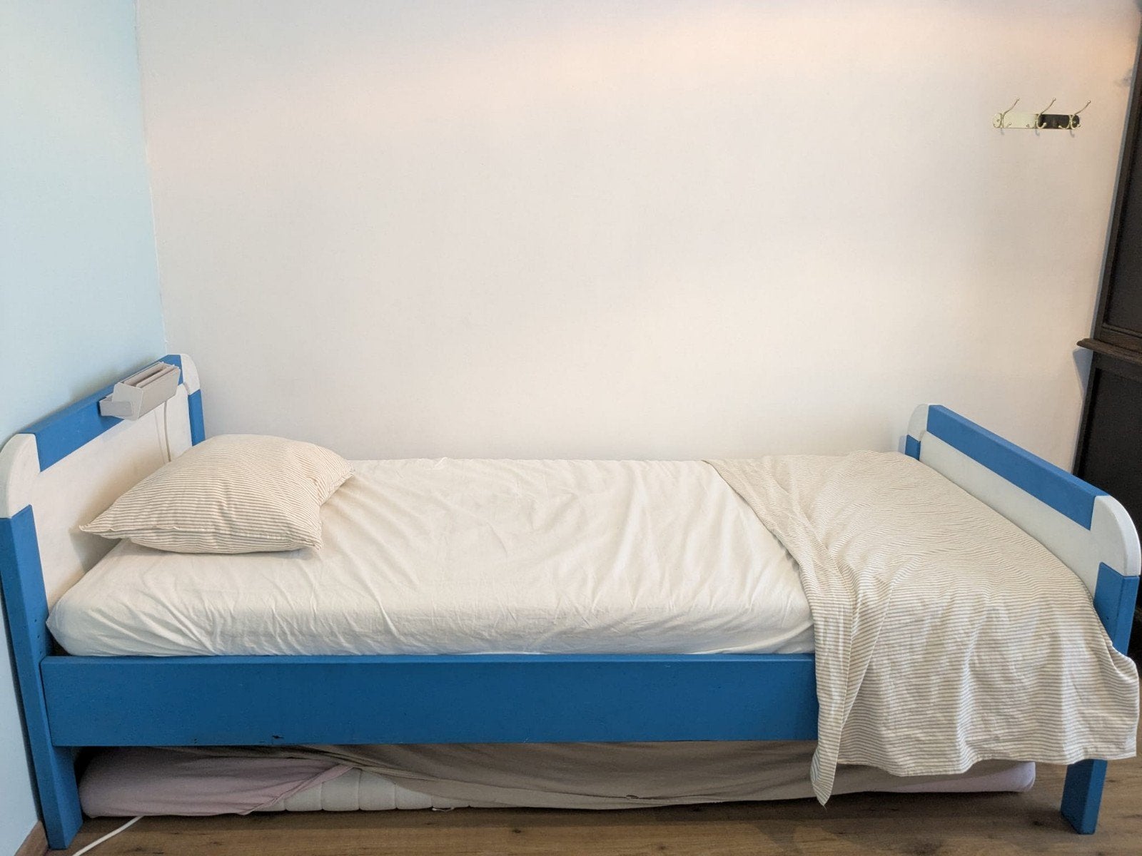 Zeer degelijk eenpersoon bed met lattoflex en matras, Ophalen, Wit, Hout, 200 cm