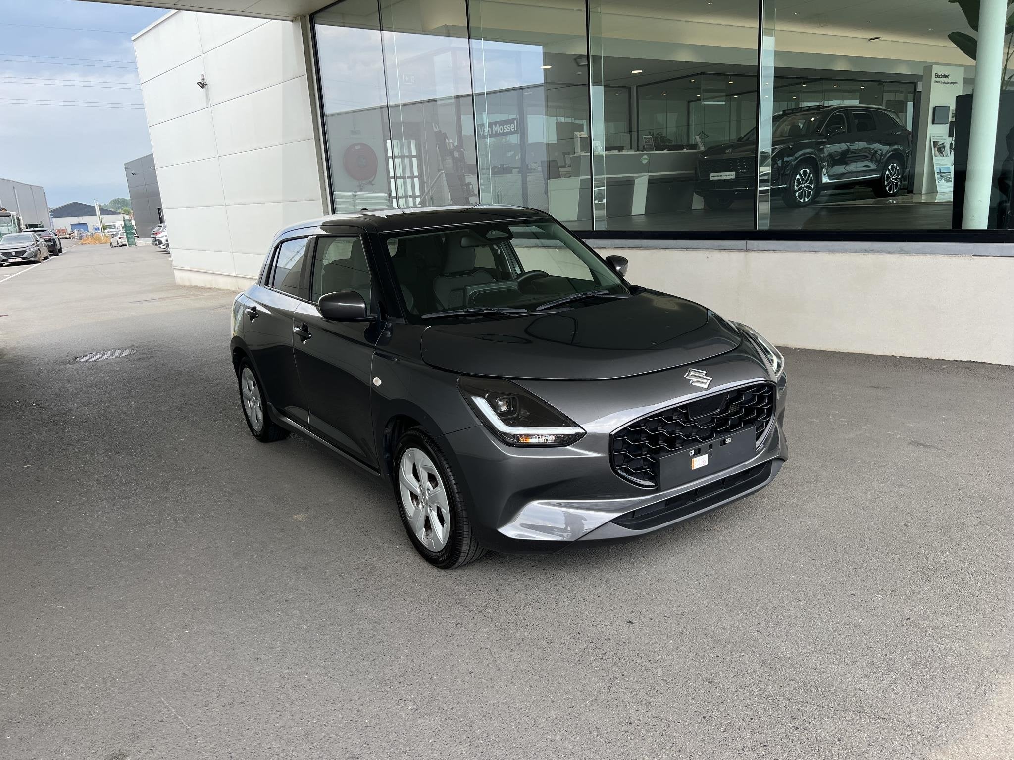 Suzuki Swift 1.2 Grand Luxe + CVT, Stof, Gebruikt, 4 cilinders, 400 kg