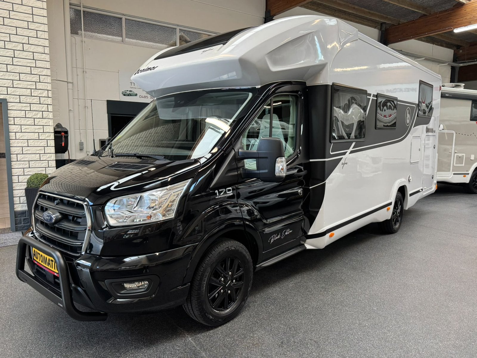 Ford Transit Beniamr Cocoon Black Edition 468 NAK, Caravans en Kamperen, Automaat, Ringverwarming, Ford, Douche