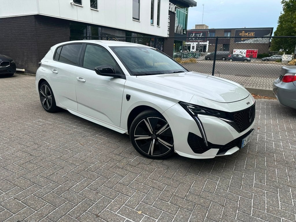 Peugeot 308 GT 1.2 ESSENCE AUTOMATIQUE 130 CV, Autos, https://public.car-pass.be/vhr/7f961094-8718-407b-8232-f8d0c047db49, Achat