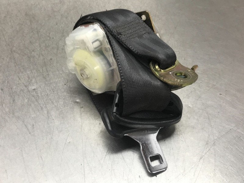 CEINTURE DE SECURITE ARRIERE CENTRALE Lexus IS (E2), Utilisé, Lexus