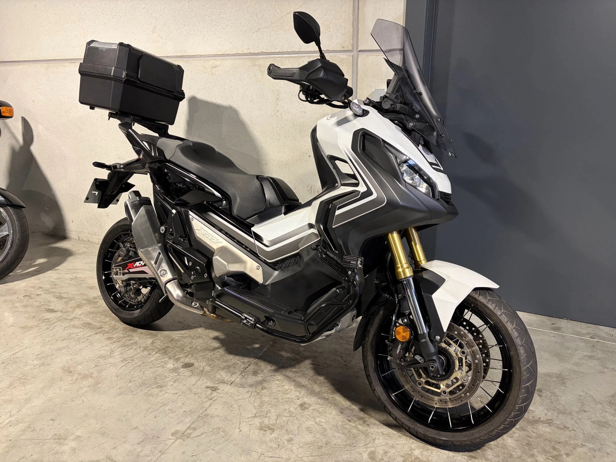 Honda Xadv 750 SUV scooter vol opties, Motos, 750 cm³, Entreprise, Occasion, Plus de 35 kW