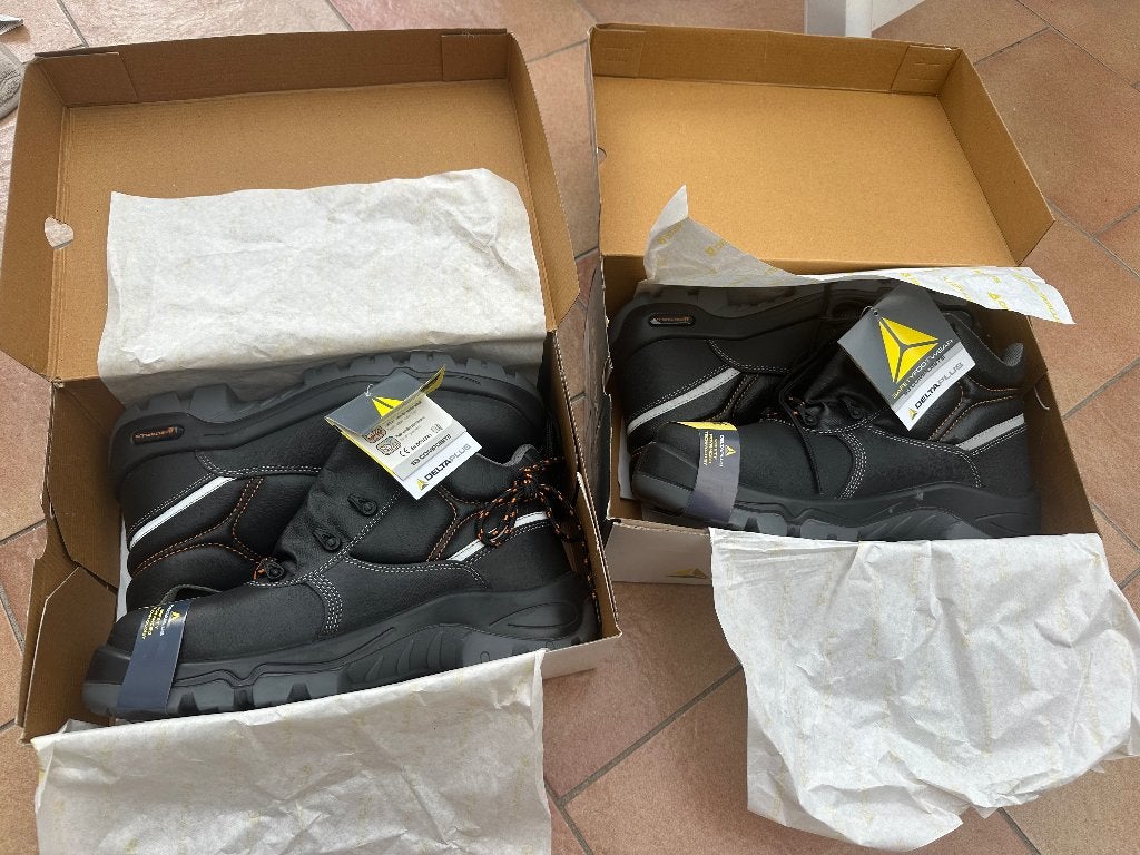 Nieuwe werkschoenen DeltaPlus, Doe-het-zelf en Bouw, Veiligheidskleding, Ophalen, Nieuw