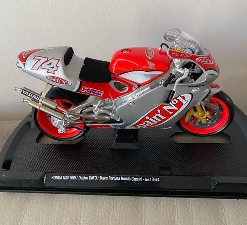 Daijiro Kato Gresini Honda NSR500 2002 1:10 13674, Ophalen of Verzenden, Nieuw, 1:5 t/m 1:8, Motor
