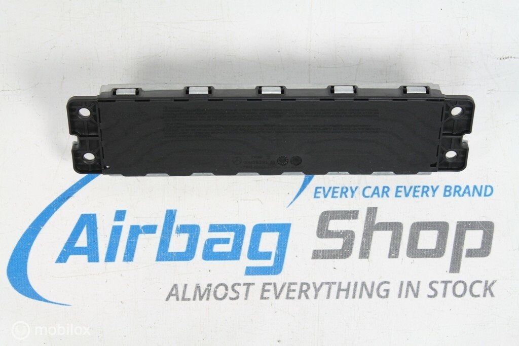 Airbag genou Mercedes C klasse W205 (2014-....)