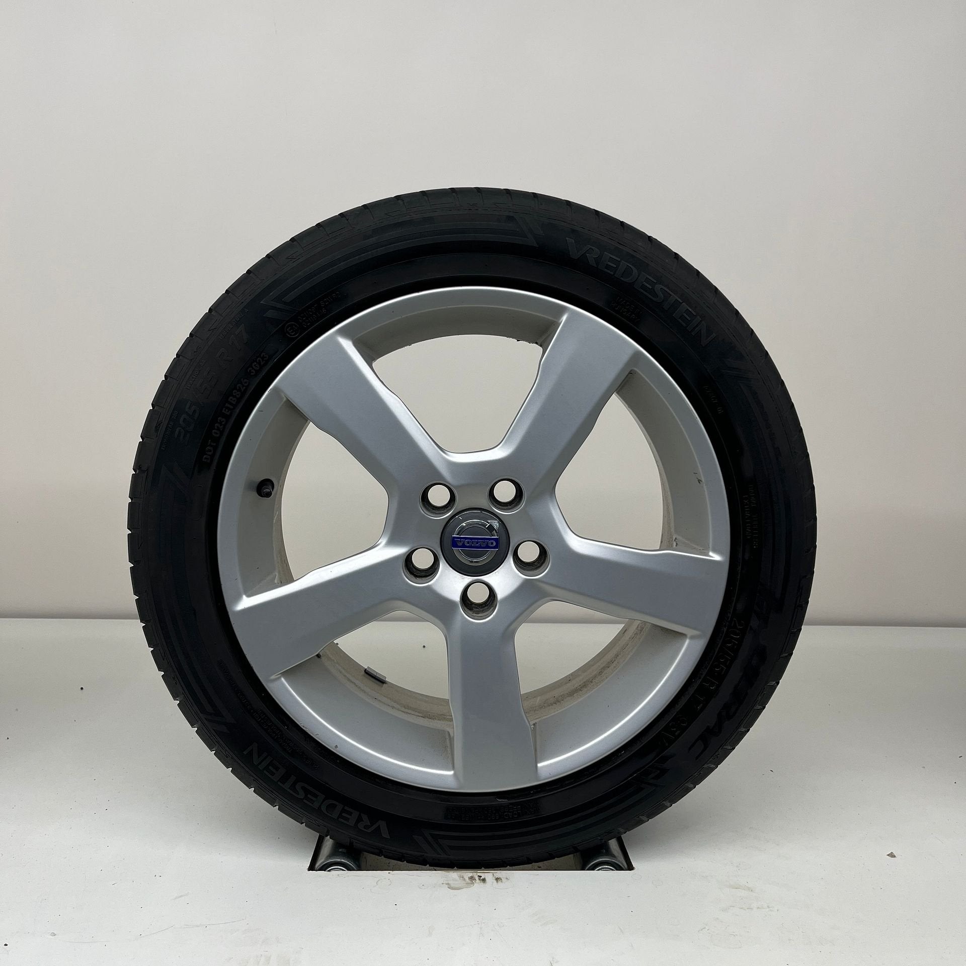 Volvo C30 - 17 inch - zomerbanden, Autos : Pièces & Accessoires, Pneus & Jantes, Pneus et Jantes, Pneus été, 17 pouces, 205 mm