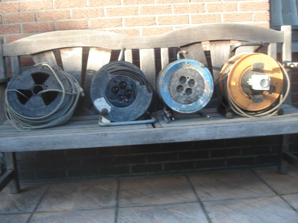 verleng kabels 220 volt op spoel, Ophalen, Gebruikt, Kabel of Snoer