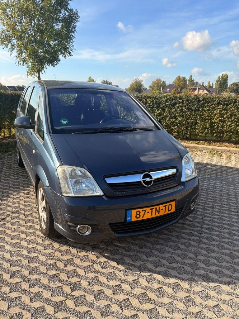 Opel Meriva benzine 1.6, Stof, Zwart, 4 cilinders, 1600 cc