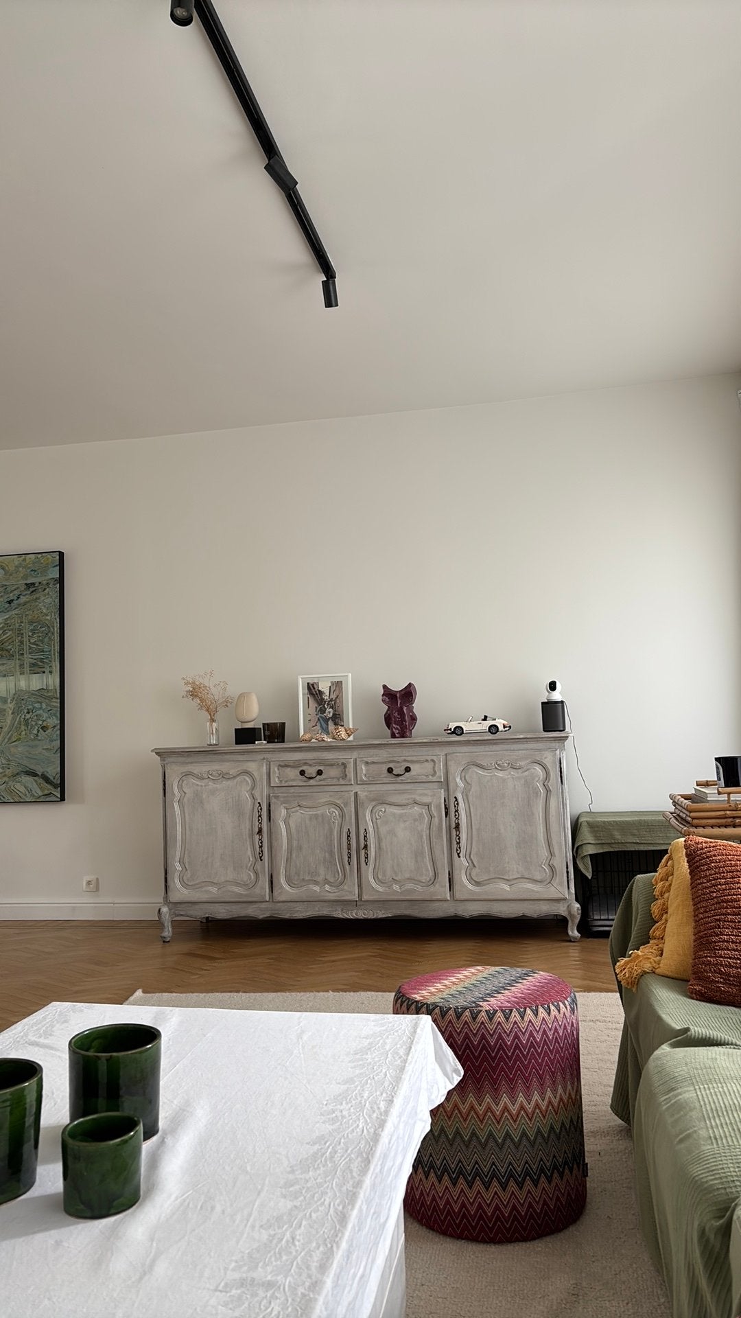 Dressoir Kast, Enlèvement