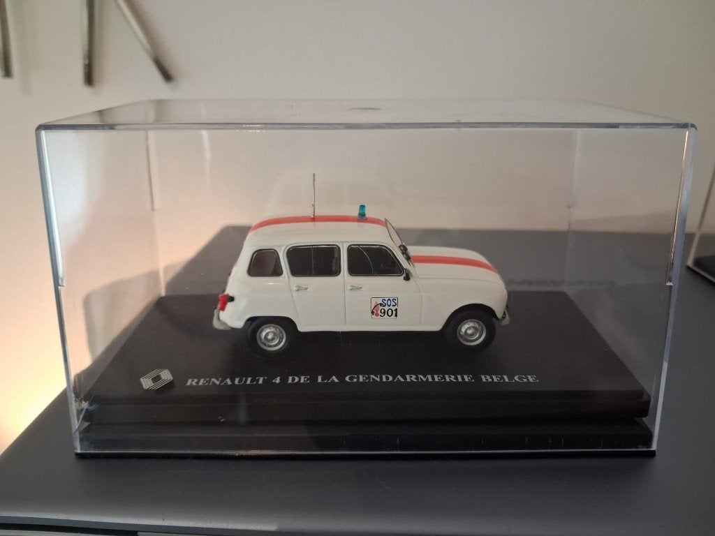 Renault 4L gendarmerie Belge miniature 1/43, Enlèvement ou Envoi, Comme neuf, Voiture